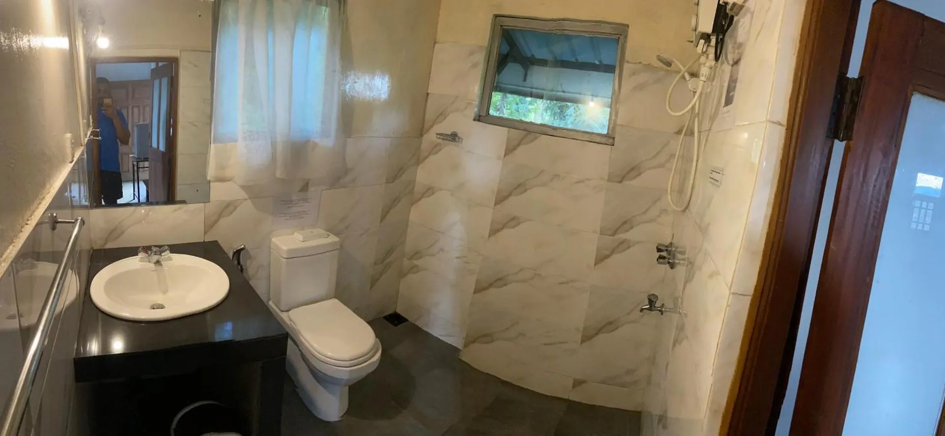 Апартаменты Upland Inn Канди